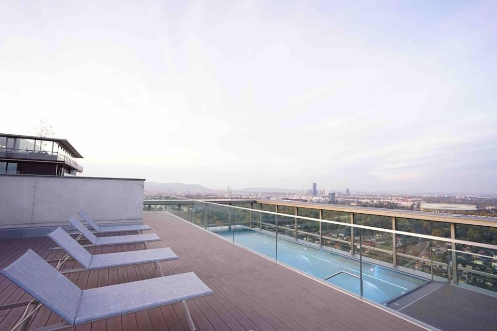 The High-Rise Condo With Pool Βιέννη Εξωτερικό φωτογραφία