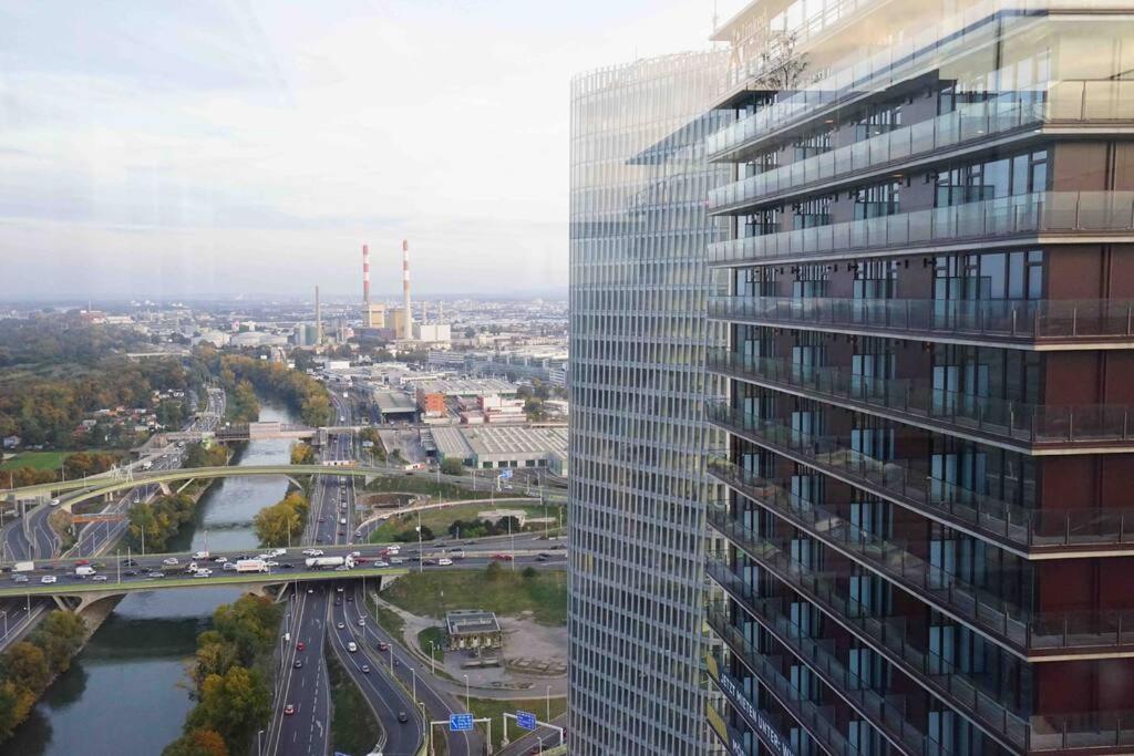 The High-Rise Condo With Pool Βιέννη Εξωτερικό φωτογραφία